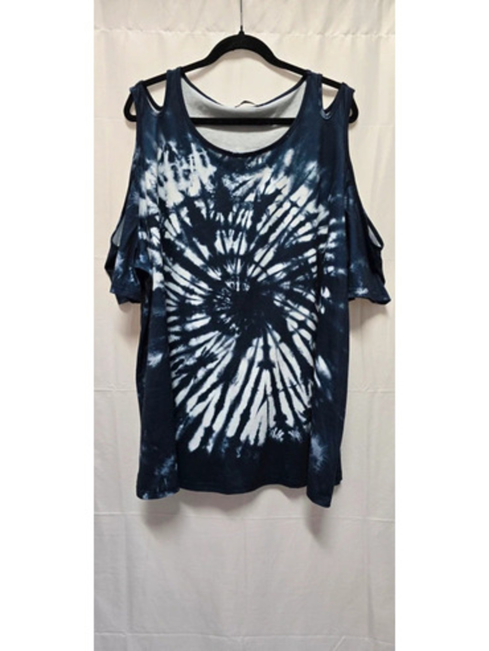 BloomChic 3X Navy Tie Dye Cold Shoulder Top